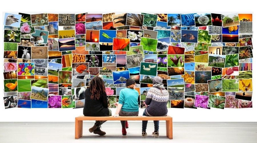 people sitting in a gallery