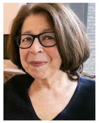 Susan Weidman Schneider headshot