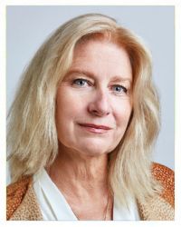 Heather Dune Macadam Headshot