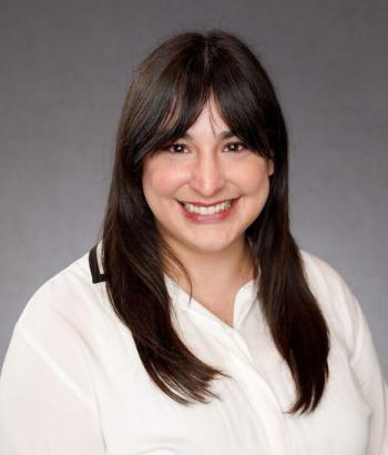 Emma Schnur Headshot