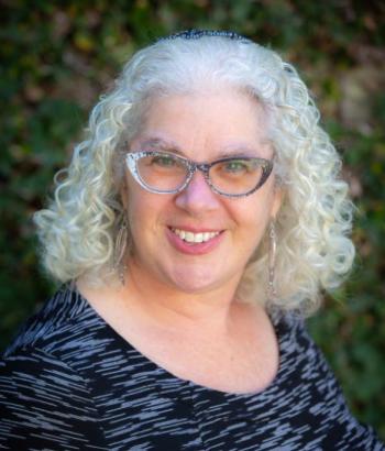 Gail Labovitz headshot